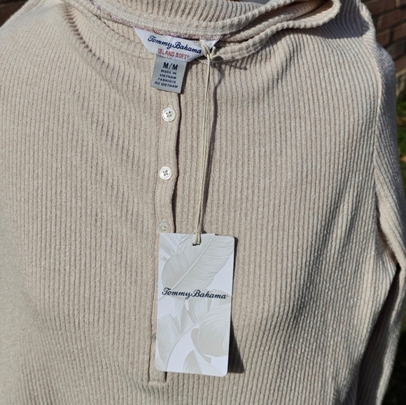 NWT Tommy Bahama island soft beige top - Picture 7 of 8